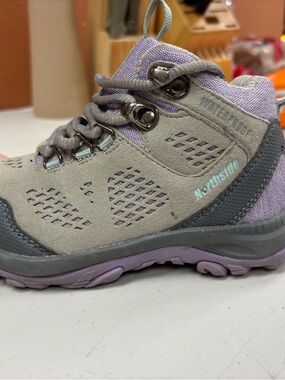 Northside Kids Hiking Boots in Gray and Lavender